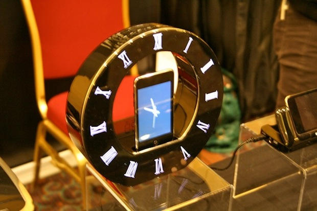 Sharper_Image_Clock_Speaker