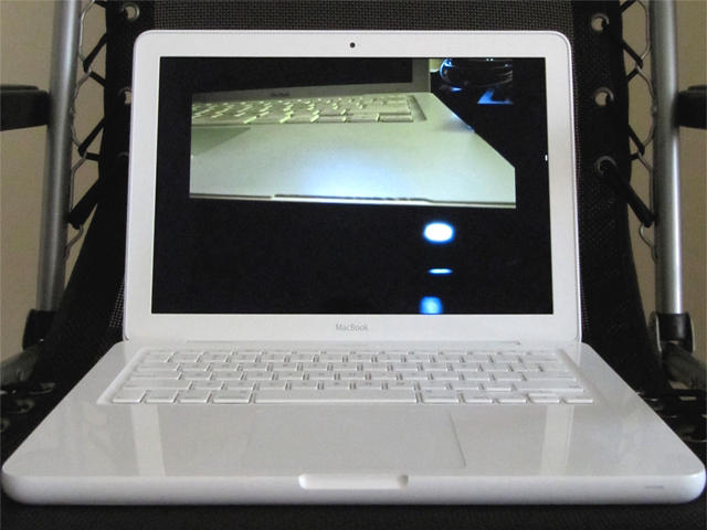We exchanged our CrackBook for this MacBook