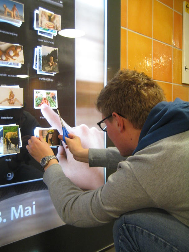 Pwning the iPad with porn. @johannes-p-osterhoff