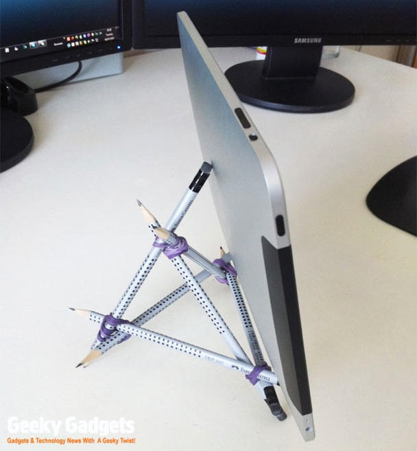 pencil-ipad-stand_21