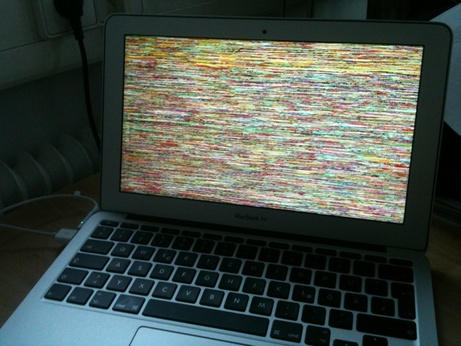 86338d1288707361-macbook-air-11-foto
