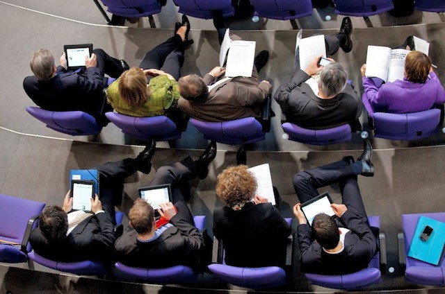 20110118-ipad-bundestag.jpg