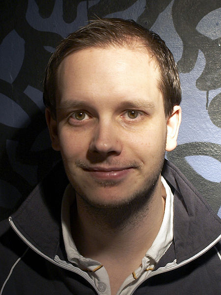 450px-Peter-sunde-portrait1.jpg