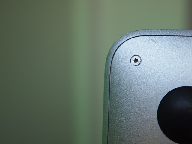 apple_pentalobular_screws1.jpg