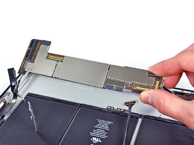 iPad_2_logicboard