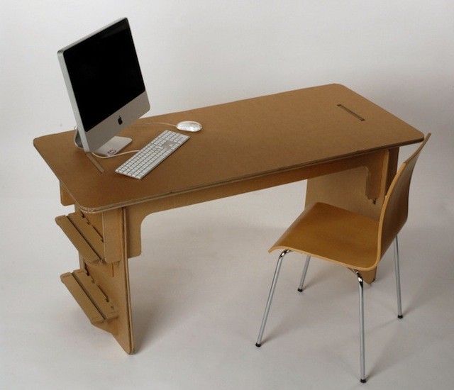 20110512-cardboarddesk.jpg