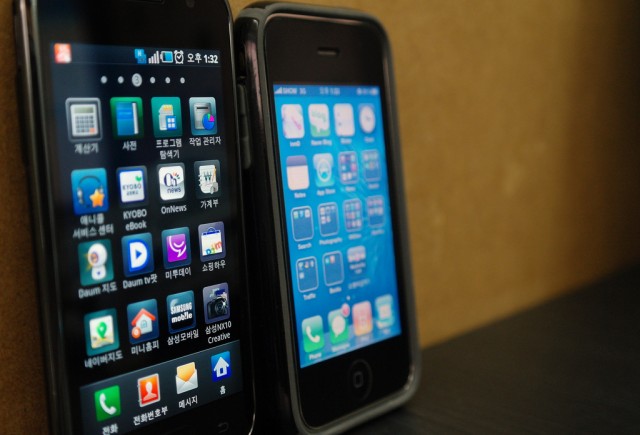 Apple and Samsung side-by-side