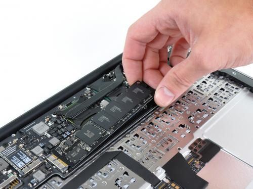 ssds macbooair install