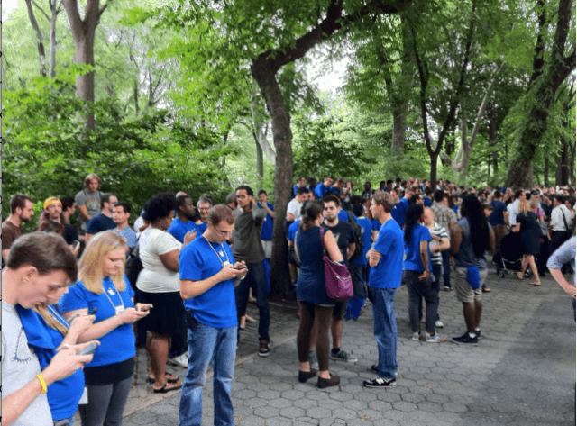 apple store evacuated