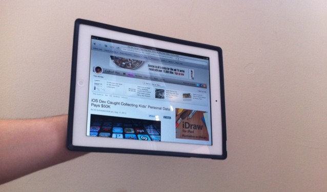HandStand-case-for-iPad-2-1