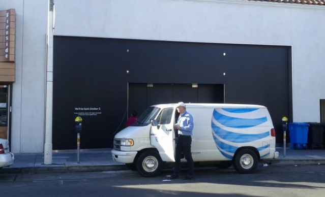 The new iPad can run on AT&T's 4G LTE network in select areas of the United States.