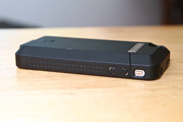 xtrememac-incharge-mobile-cover-59