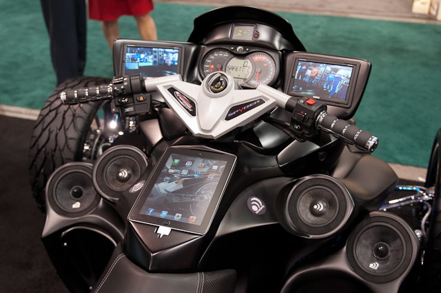 bat-cycle-lead