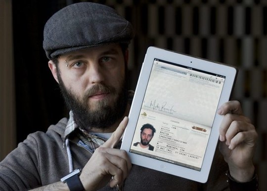 canada-border-ipad-passport