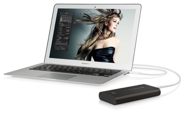 Thunderbolt_SSD_01.jpeg
