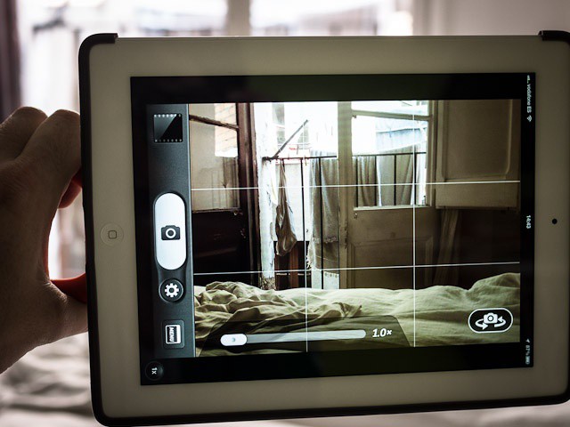 Speck's Handyshell case can be quickly made into a go-anywhere camera case for the iPad. Photo Charlie Sorrel (CC BY-NC-SA 3.0)