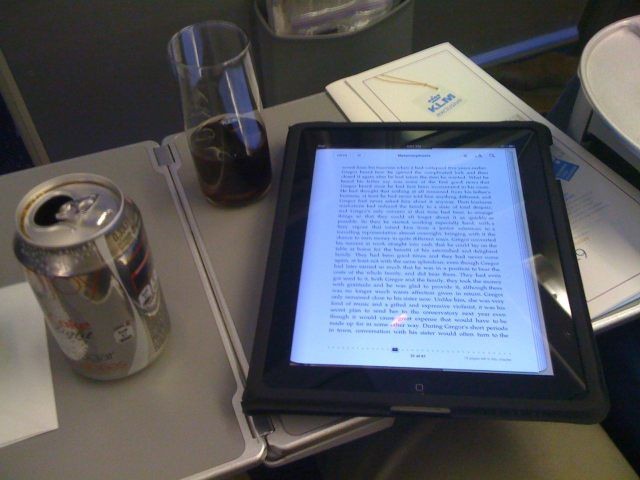iPad ban during takeoff/landing being reconsidered