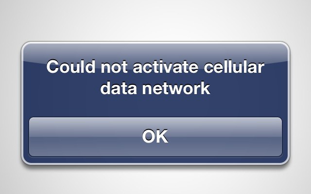 The new iPad drops its data connection after it connects to Wi-Fi