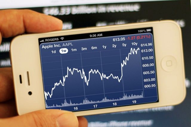 Apple investors have been issued a nice dividend.