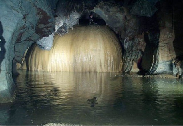 underground-river