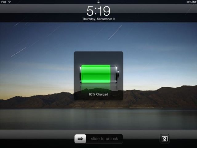 0243.iPadCharging_77FC8044