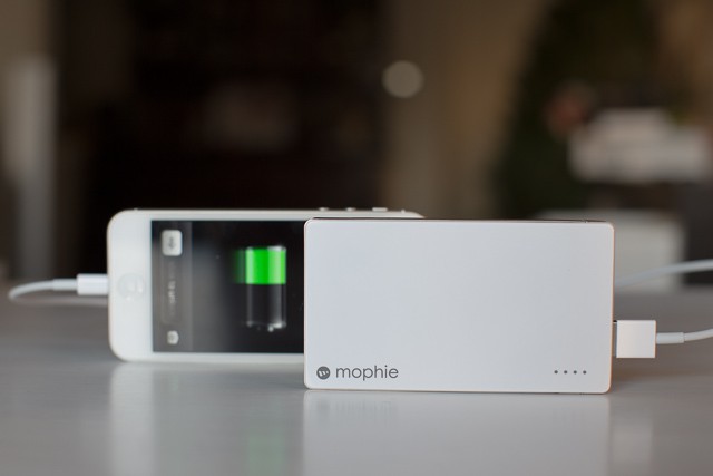 mophie-juice-pack-powerstation-1-2.jpg