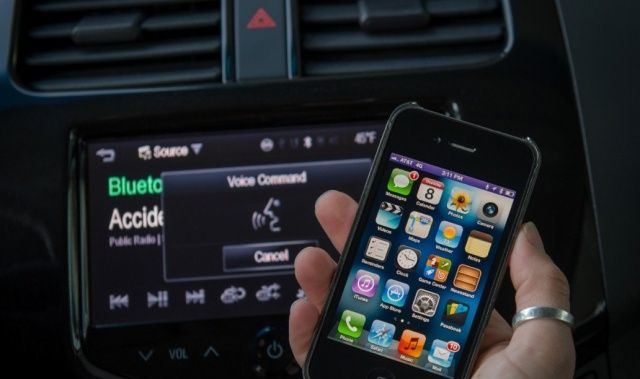 Siri-Eyes-Free