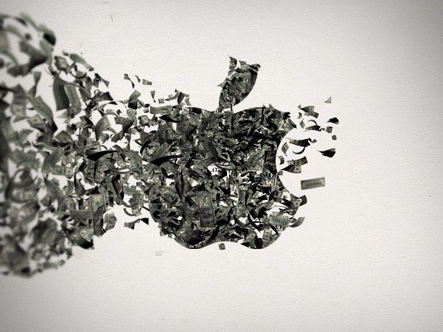 Tim Cook, Phil Schiller and others sold Apple stock at a time when it was hitting record highs.