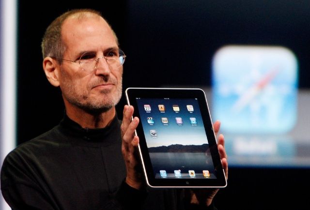Launched in April 2010, the iPad took an idea Jobs had heard about from computer pioneer Alan Kay and turned it into the kind of mass-market product no one else had been able to.Photo: Karl Mondon/Contra Costa Times/MCT
