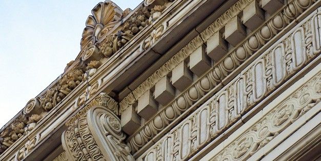 What does Apple's Calendar app and this building have in common?