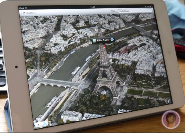 3D-Flyover-Paris-France