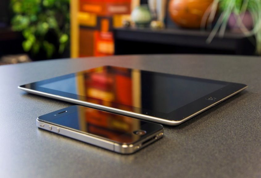 iPhone-4-iPad-2