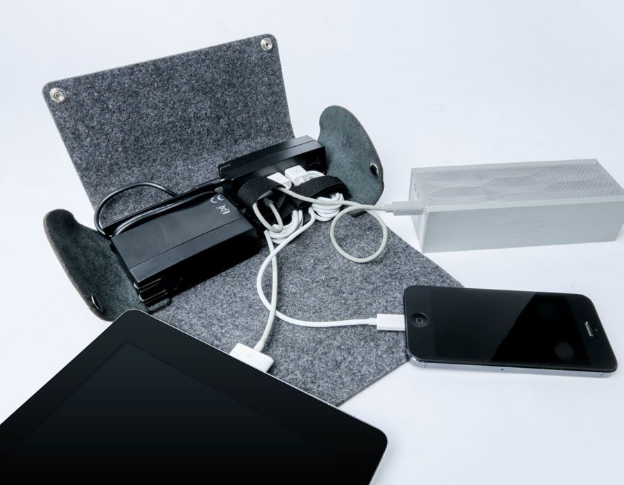 charging_folio_mini_felt_02_1024x1024