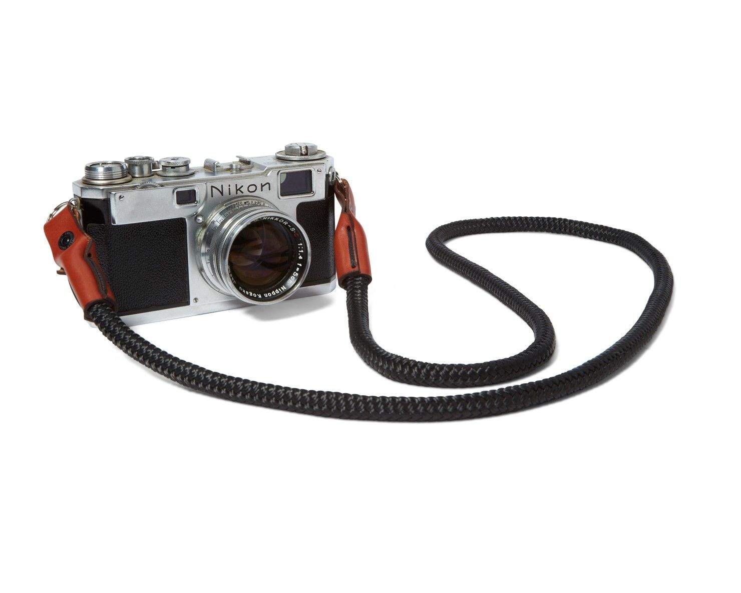 chestnutbridleleather_camerastrap1_1