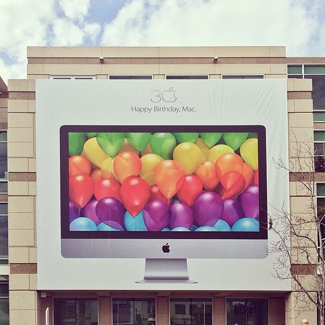 Apple_Mac_ anniversary_party_4