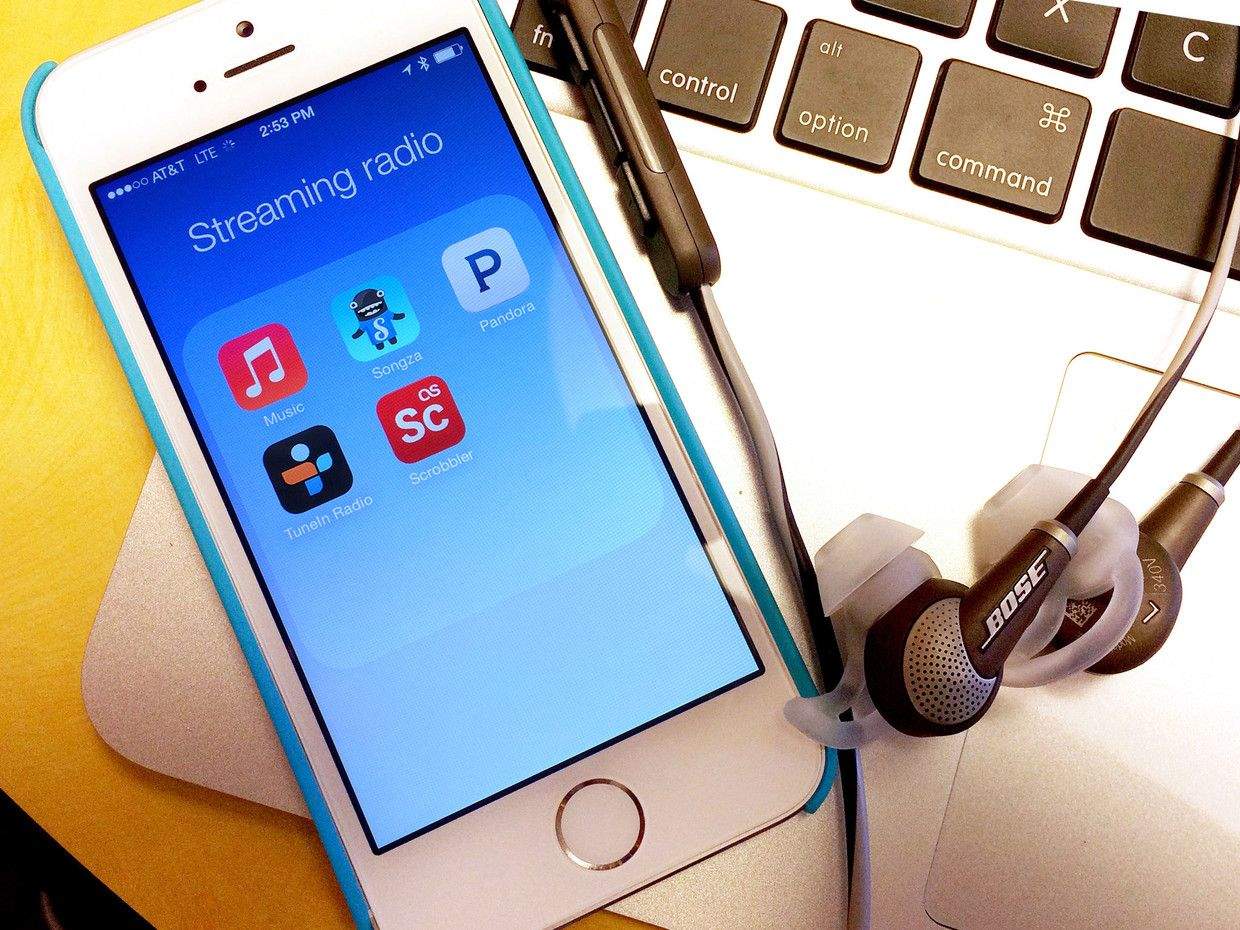 streaming_radio_iphone