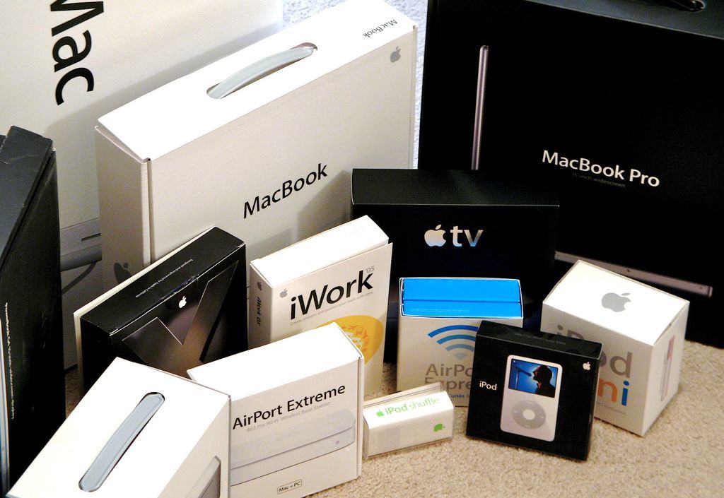 eBay is a paradise for Apple collectors. Photo:  Jeff Croft