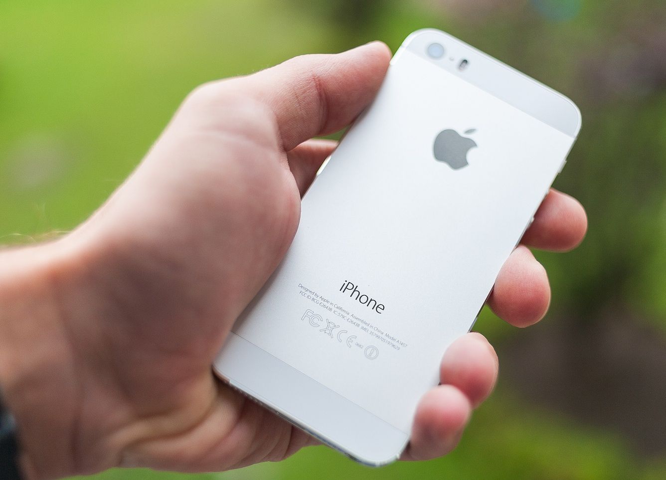 The unsightley symbols on your iPhone might soon disappear Photo: Moridin, Flickr