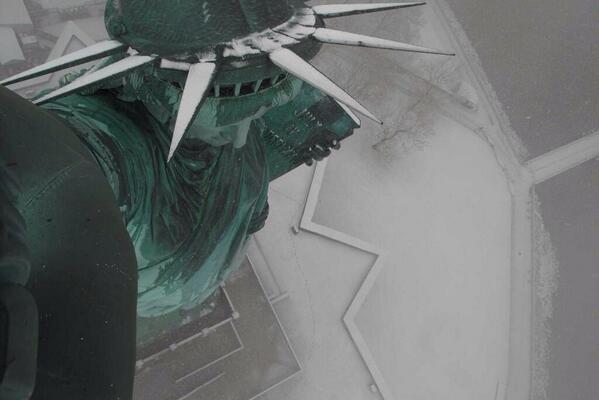 The statue selfie that started it all.
