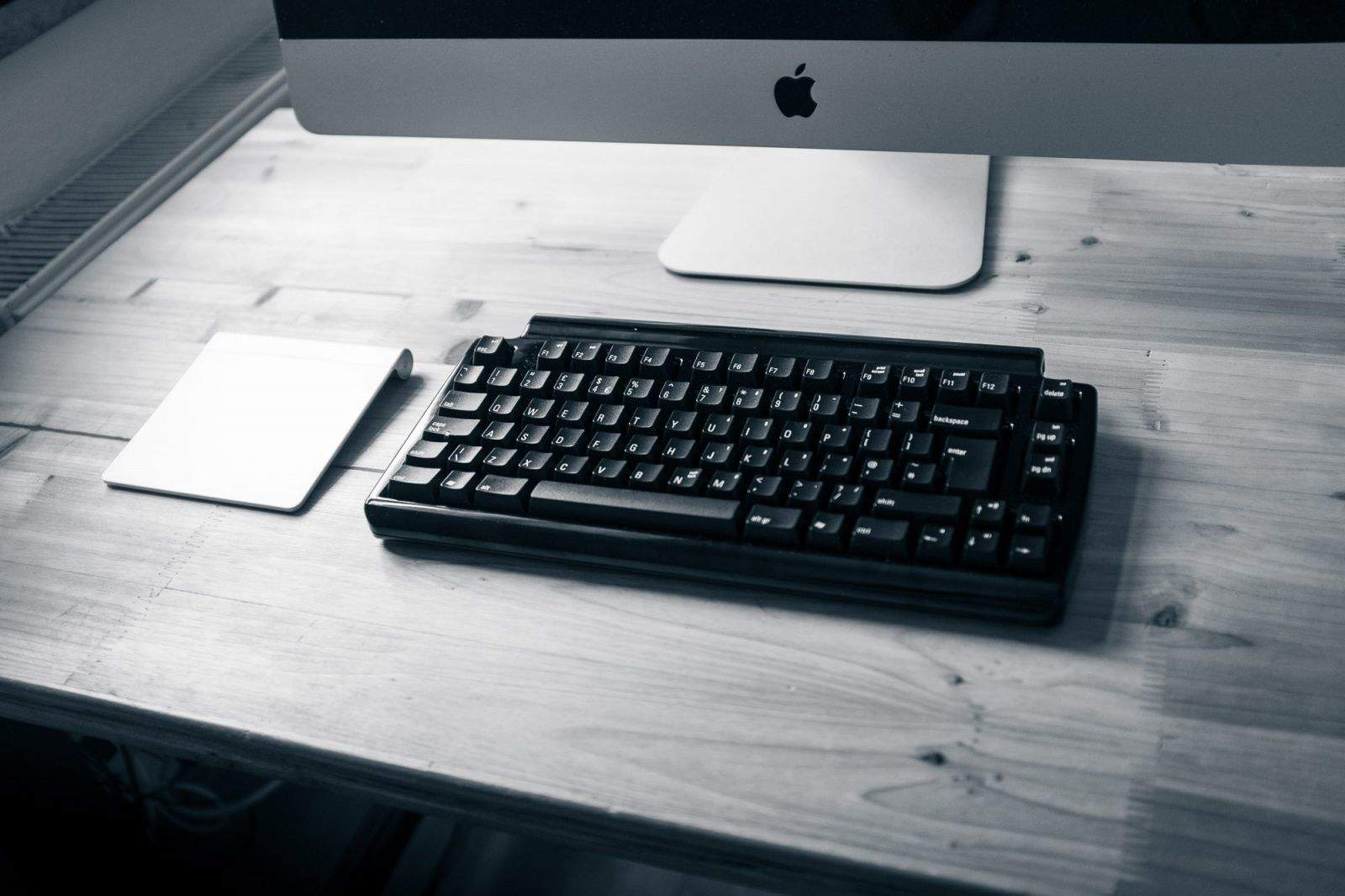 Beautiful and functional. And no frikkin wires. Photo Charlie Sorrel/Cult of Mac