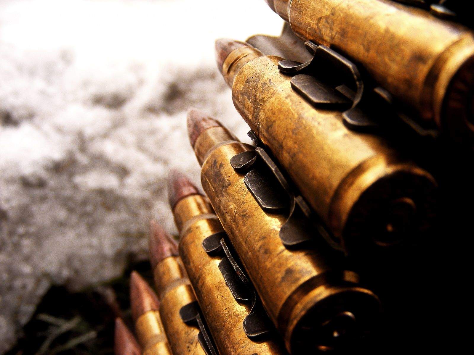 Bullet_Shells_3072x2304_by_GawdFather