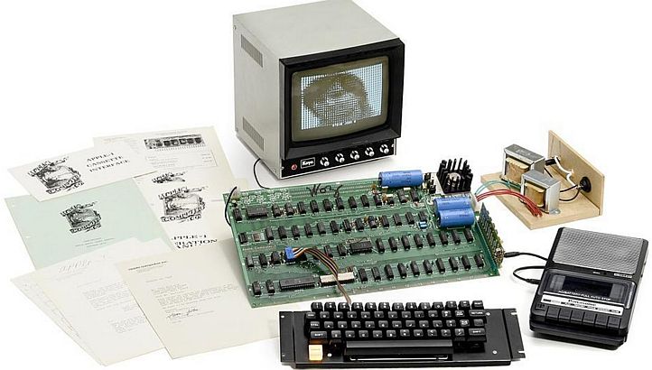 Apple-1