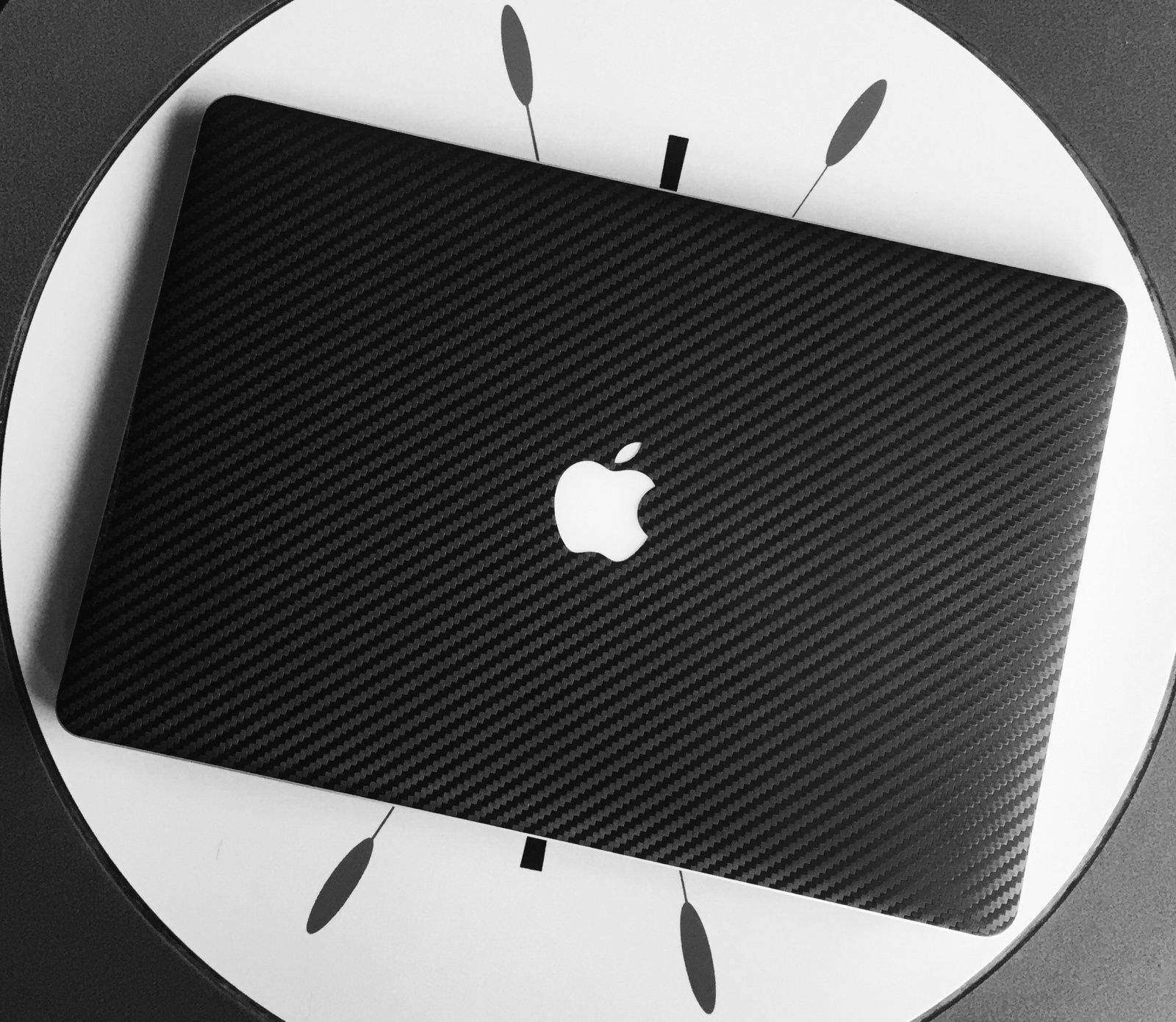 Here's something to be worried about when you buy a used MacBook on eBay. Photo: Alex Heath / Cult of Mac