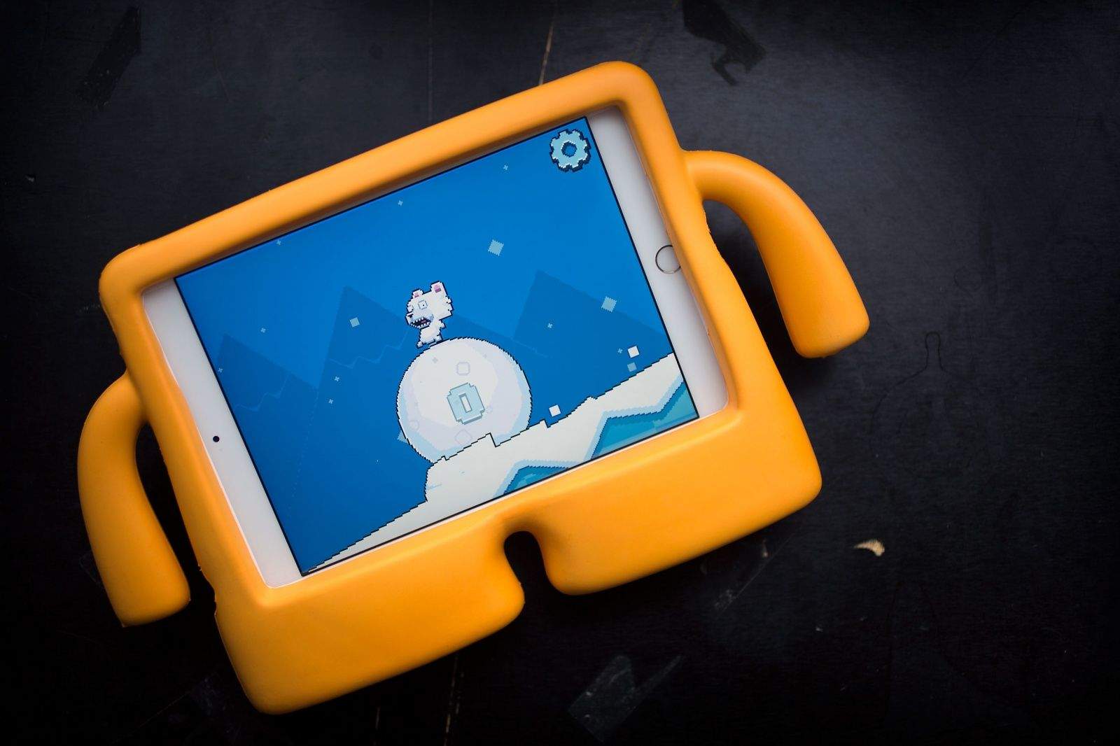 This little iGuy from Speck will keep your kid's expensive gift a lot safer. Photo: Jim Merithew/Cult of Mac