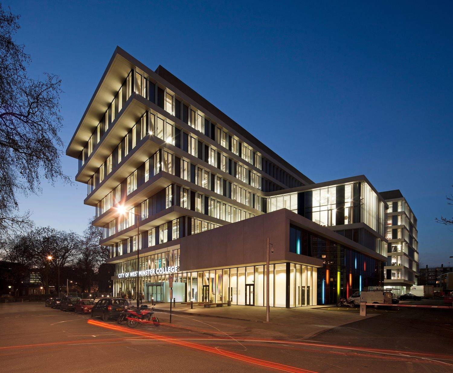 It would probably be a bit scary to work on the top floor of this shifted building, but that doesn't mean it doesn't look amazing.

City of Westminster College in London features open learning spaces and 