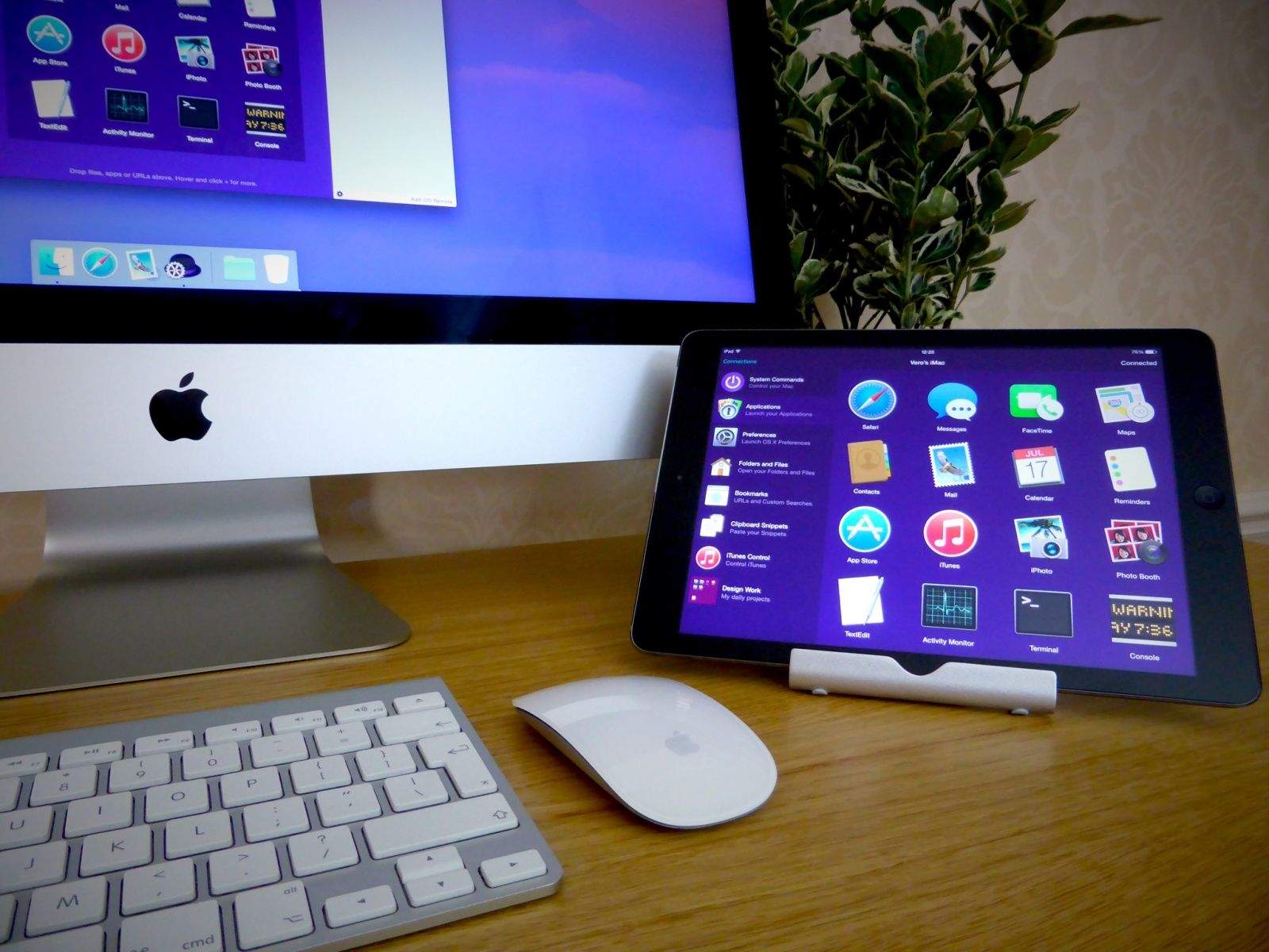 ipad-and-imac-on-desk