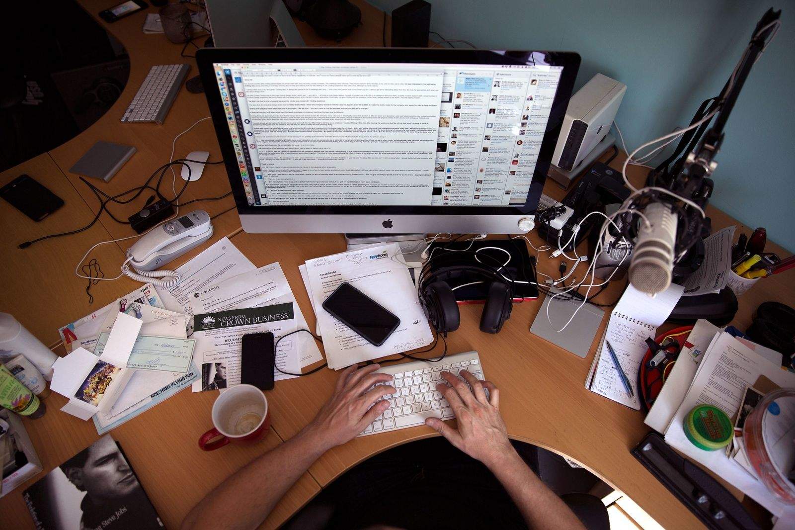 It's time to go paperless.  Photo: Jim Merithew/Cult of Mac
