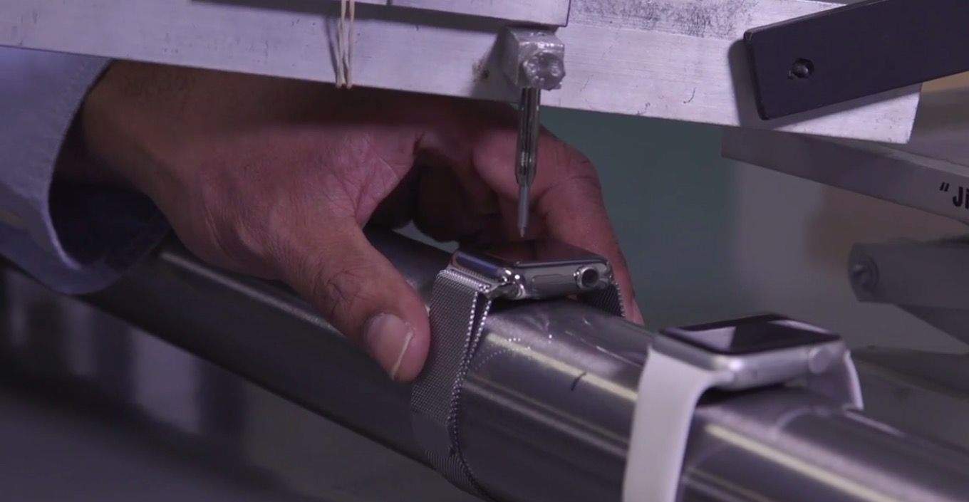 The Apple Watch glass going through a torture test. Screenshot: Cult of Mac