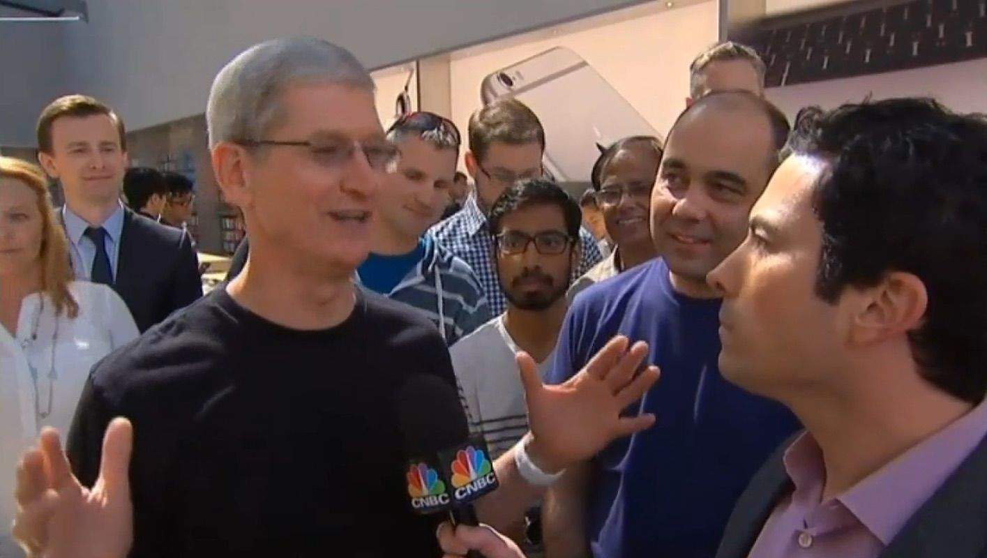 Tim Cook says Apple Watch orders are 'extraordinary'. Photo: CNBC