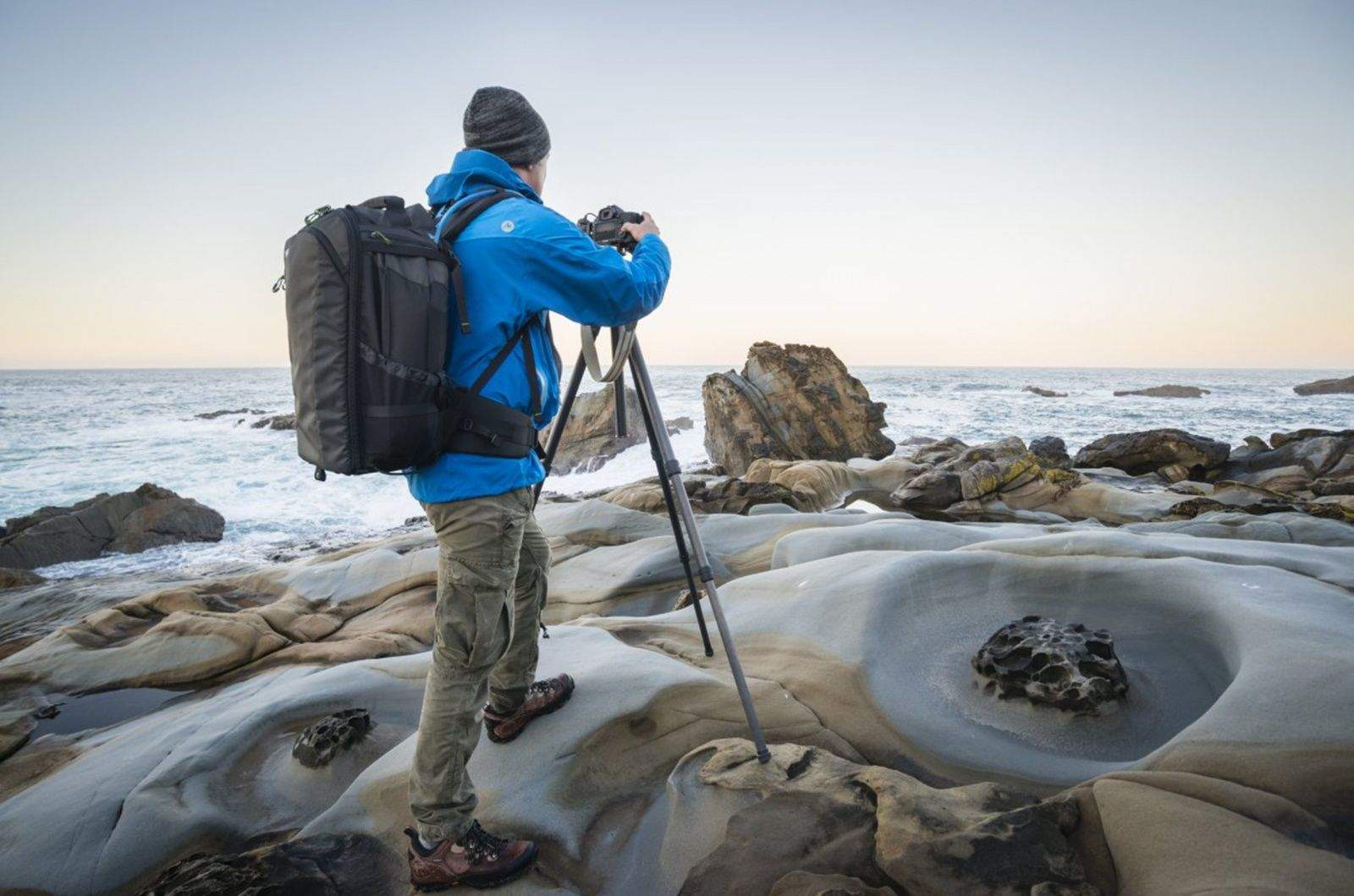 The FirstLight series by MindShift Gear helps photographers transport long, heavy telephoto lenses.